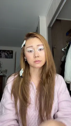 I was gonna tag the products used but I’m pretty sure nobody wants to recreate this monstrosity. So yeah. 