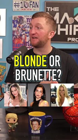 BLONDE OR BRUNETTE: WHO Is More ATTRACTIVE!? #fyp #blond #women #brunette #female 
