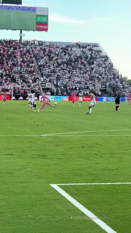 LIONEL MESSI WORLD CLASS TOUCH AND ASSIST TO ALLENDE TO SEAL THE MLS CUP FINAL 😱🐐 #messi #intermiami 