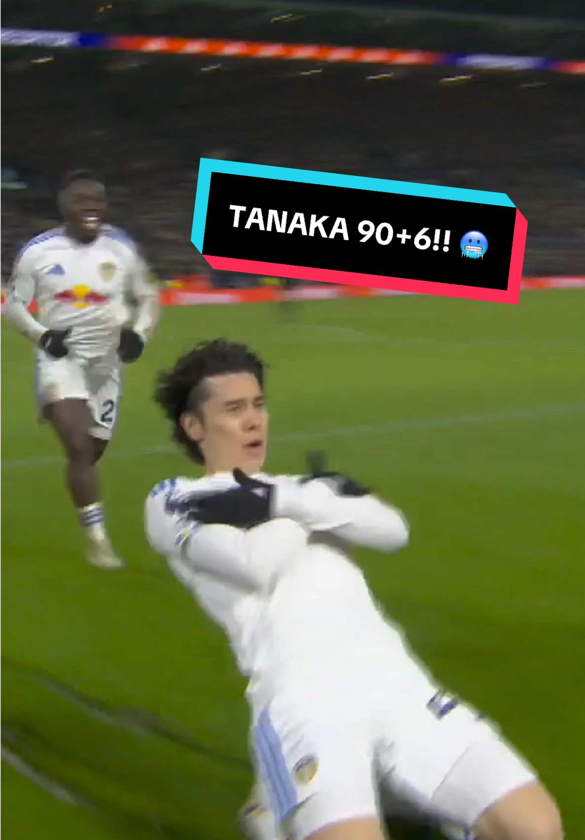 TANAKA DOES IT AGAIN!! 🥶 #LeedsUnited #Liverpool #PremierLeague #Tanaka #Japan 