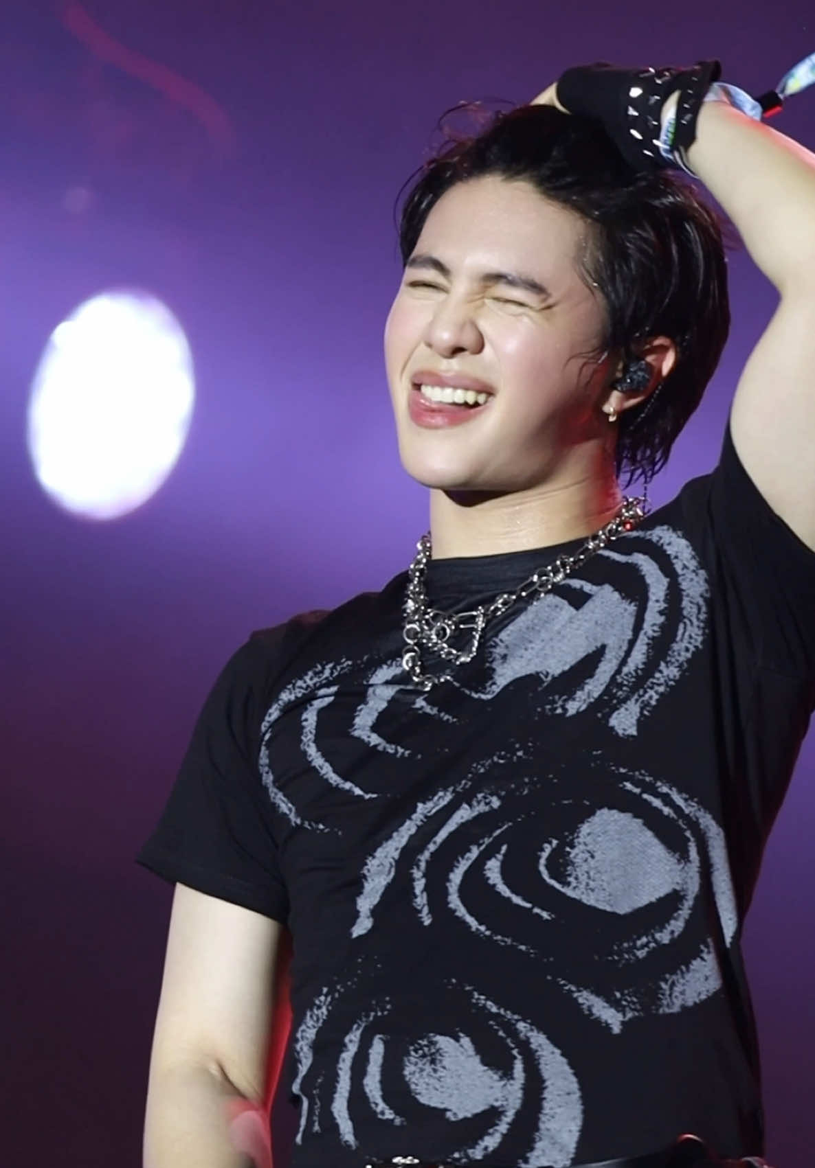 ฝรั่งดิบมากหวะะ #williamjkp  #BMMF15XLYKN  #BMMF15  #LYKN  @Zloty 