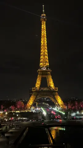 #سفيان_حمدات #اليزي_تمنراست_جانت_ادرار_المنيعة_ورڨلة #وادي_سوف #اهل_الجنوب #ورقلة 