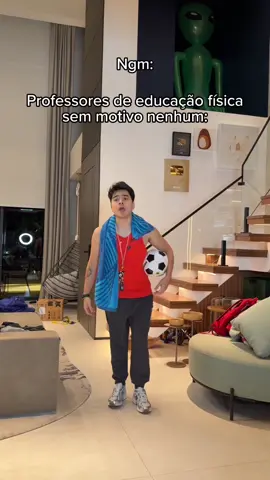 ps: nem tava chovendo 😩 já aconteceu c vc? juro n suportava essas atividades🕊