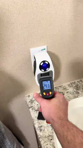 This thing gets our bathroom hot in about 1 minute #bathroomheater #spaceheater #miniheater #electricheater #tiktokholidayhaul 