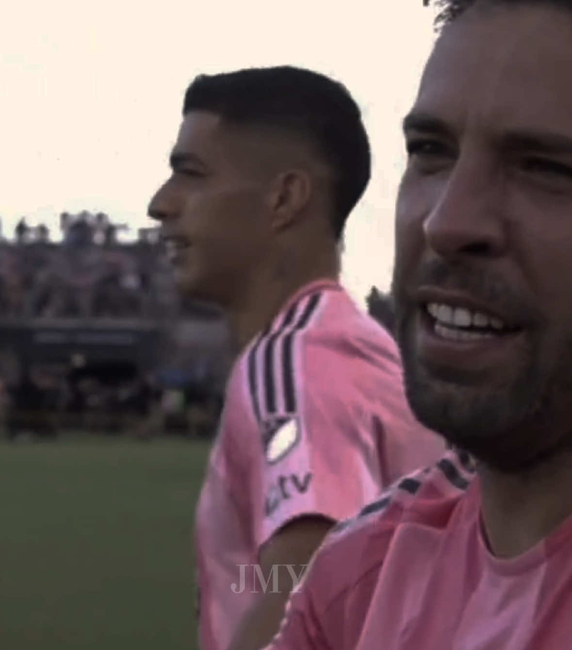 Alba and Busquets after their last match. 🥹 #sergiobusquets #jordialba #intermiami #lastgame #barca 