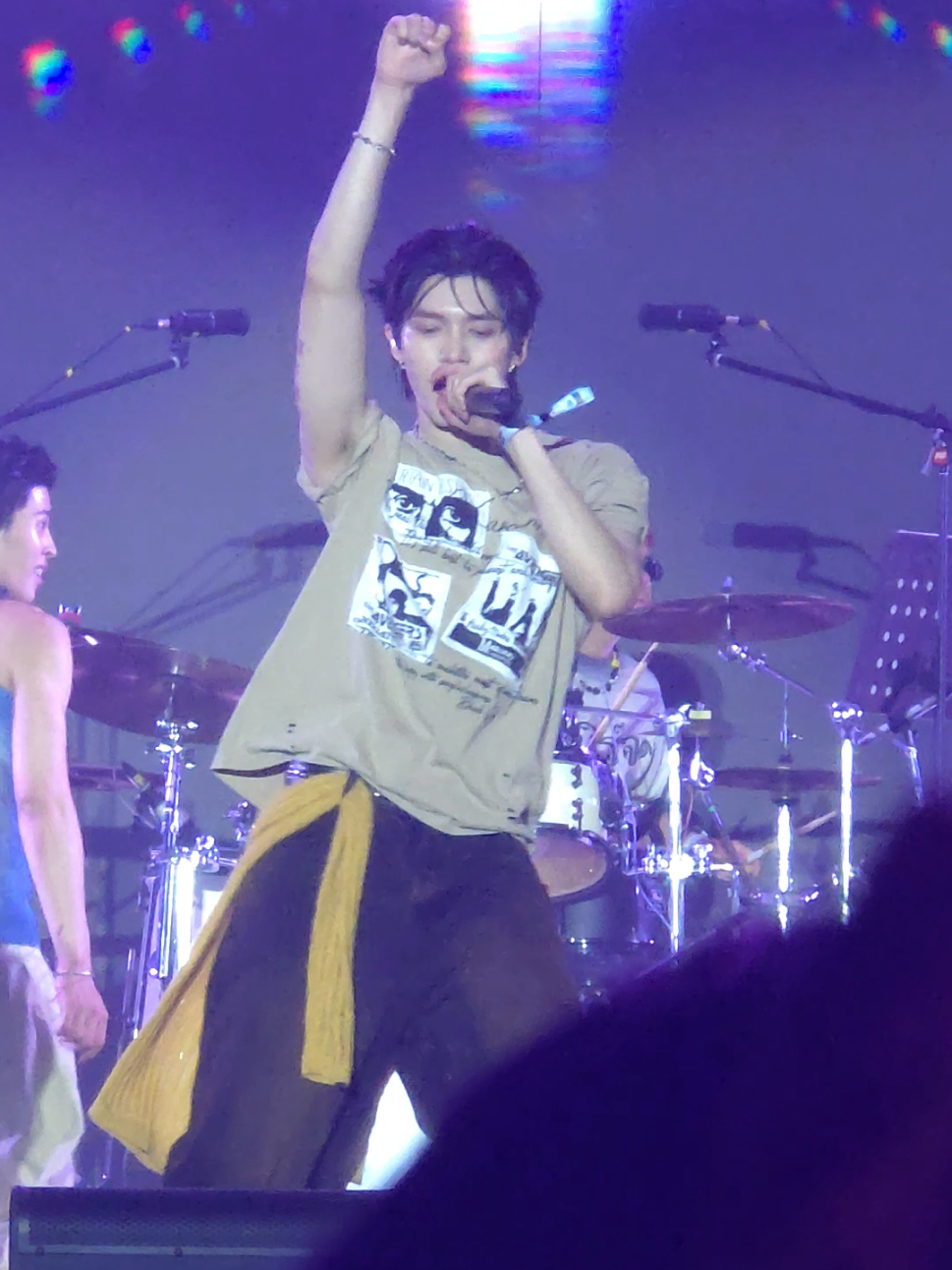 Take it off - focus @Thanaboon Kiatniran   JASPER 1ST STAGE BMMF15  #BMMF15xJASPER #JASPER #aou_tnbknr 