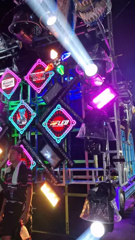 karnaval jeblog talun#karnavalsoundsystem #mjkmaudiokediri #fypシ #4upageシ #blitar24jam #karnavaljeblogtalunblitar2025 