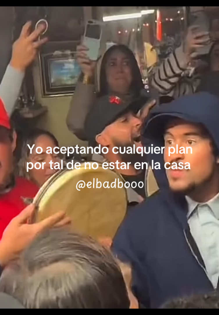 JAJAJ soy ese #badbunnypr #badbunnyconcert #badbunnyfans #badbunny #badbunnybaby 