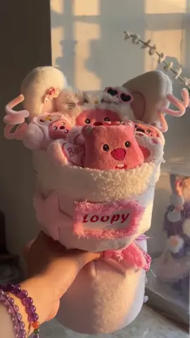 oh to recieve this loopy bouquet —  #loopybouquet #bouquet  #fyp #foryoupage 