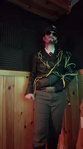 OORAHHHH ❗️❗️  #lelandcoylecosplay #outlastcosplay #lelandcoyle #theoutlasttrials #theoutlasttrialscosplay 