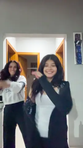 alguém avisa 🤡🫠 #garotaskiridas #maeefilha 