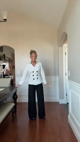 am i fly lmk #OOTD #fitcheck #polkadot #foryoupage #fyp 