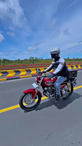 Obat capek ya nyepek 😛✌️ #hondaholiday #hondagank #promomakanharian #fypシ゚viral #fyppppppppppppppppppppppp 