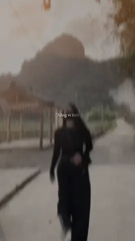 Sống vì tình người ta lại sống với tiền…#😌🖤 #tamtrang #thuthuy #xuhuongtiktok2025❤️🌈✔️ #CapCut 