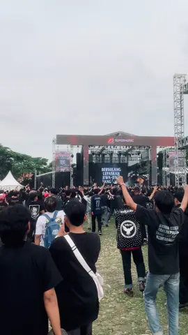 #rockin🤟 #mcpr #supermenisdead #thejeblogs #superiots 