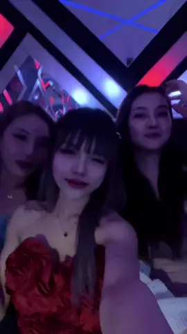 #สายตี้ #ktv #ไม่เมาแค่ไม่เหมือนเดิม😅😅 #fypシ゚ #🤭🤗 @🍃马玉芬🍃 