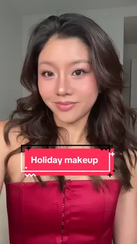 holiday party ready✨ tutorial coming tmrw!! #beauty #makeup #holidaymakeup #glittermakeup #smokeymakeup 