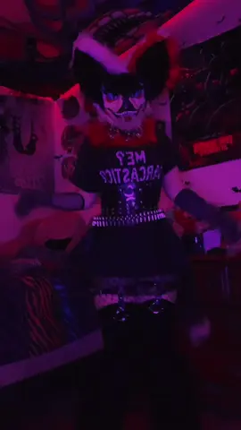 BREAK BREAK BREAK MY MIND ✨🗣️ this was like one of my favorite fnaf songs back when I was in middle school 😓✋