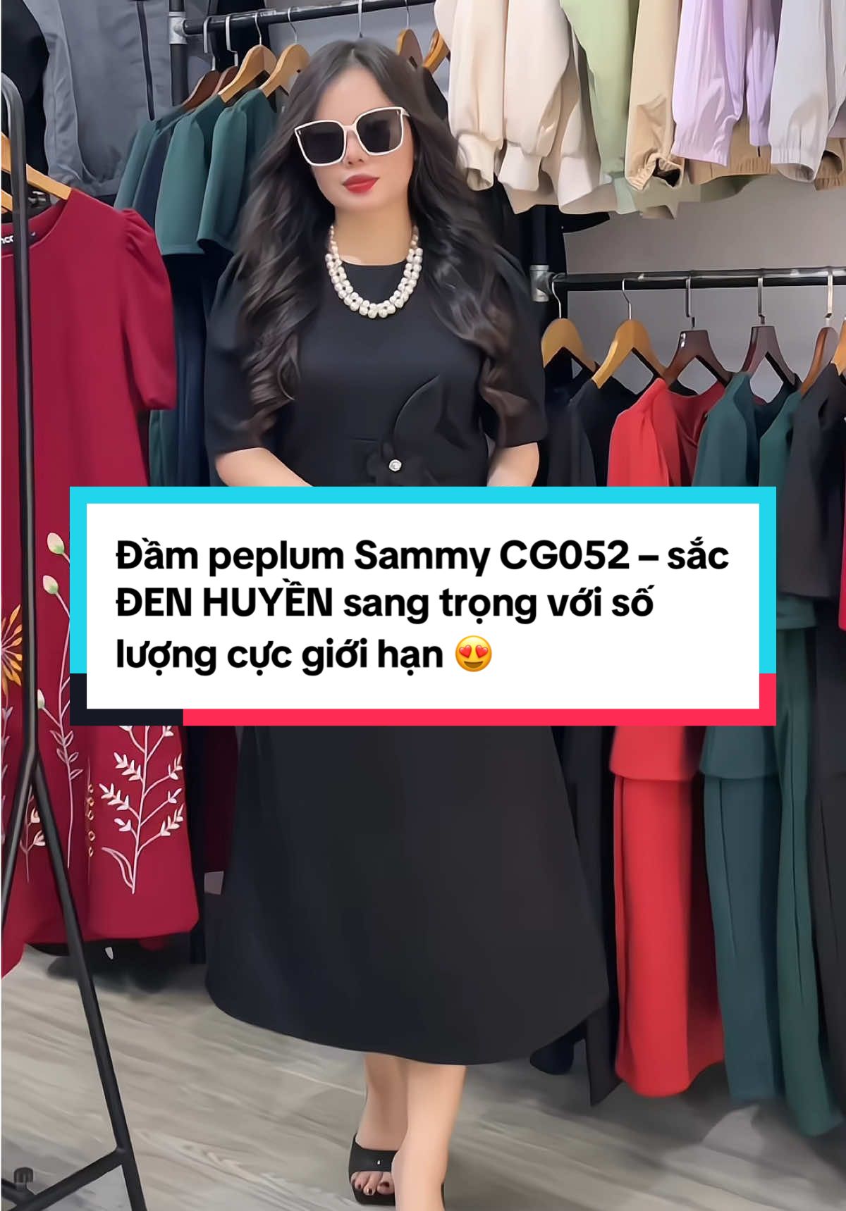 Đầm peplum Sammy CG052 – sắc ĐEN sang trọng với số lượng cực giới hạn Form peplum tôn eo nhẹ, tà cách điệu giúp che bụng khéo ❤️#dambigsize #QuàTặngÝNghĩa #damcongso 