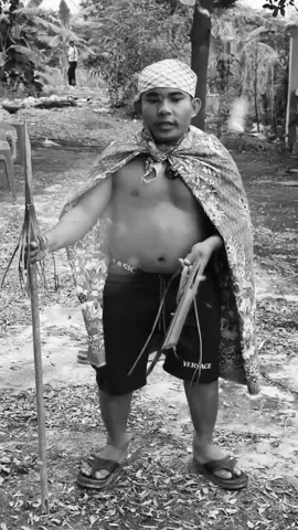 លីប៉ូ សម្អាងលើសេះ ទន្សាយក្រហម💨😏