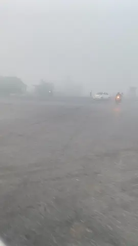 မန်းလေးမအေးဗူးဆိုတဲ့သူတွေတွက်မနက်၇နာရီမန်းလေးခြေနေလေး😞