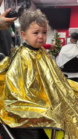 The face of betrayal my baby 🥹#firsthaircut #paratii #zyxcba 