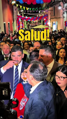 Quito no pide permiso para celebrar. A pesar de los obstáculos, los quiteños festejaron a su ciudad con música, juegos y comunidad en La Tola y en todos los barrios. Gracias @aquilesalvarez por acompañarnos. ¡Así se celebra la Carita de Dios: con alegría, dignidad y sin dejarse vencer!