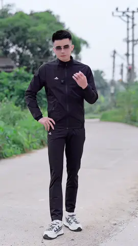 Bộ Quần Áo Gió Thể Thao Nam Nữ