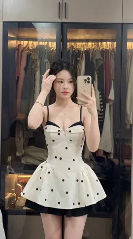 Đầm 2 Dây Chấm Bi Dáng Xoè Phối Viền Đen 💕💕