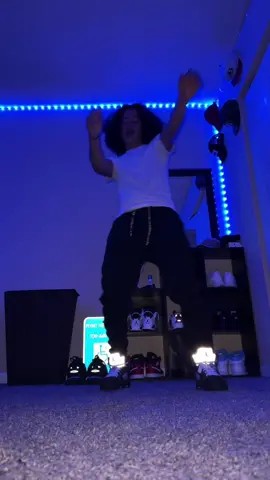 arrreeeeee B&cht !!!!!!! #iamkiddemon #venezuela🇻🇪 #shoes #sturdydance #drip 