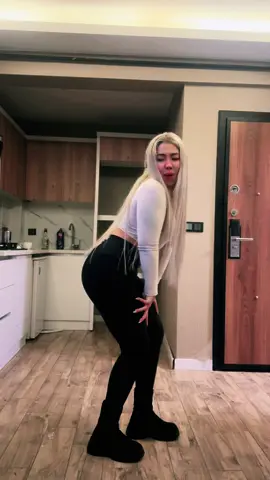 #keşfet #viral #romanhavası 