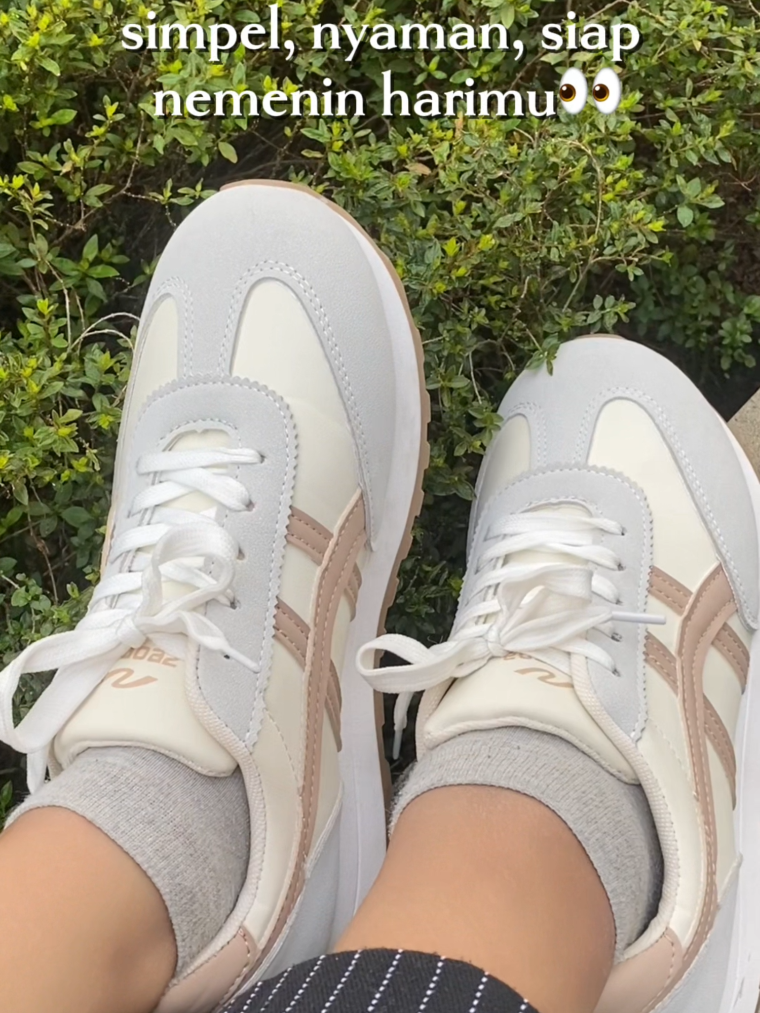 PROMO GUNCANG 12.12! 📢 Zeodda Nala siap jadi daily partner terbaikmu! Diskon 12.12 beneran guncang! Jangan sampai daily essential ini lepas! Cek keranjang kuning! Sebutin 1 aktivitas yang paling sering kamu lakukan pakai sepatu nyaman! Komen! 👇 #Zeodda #livehighlights #sepatuwanita #tiktokshop #SepatuZeodda #inspo #xybca #sepatucewek #sepatusekolah #sneakerslucu #sepatuskena #promoguncang1212