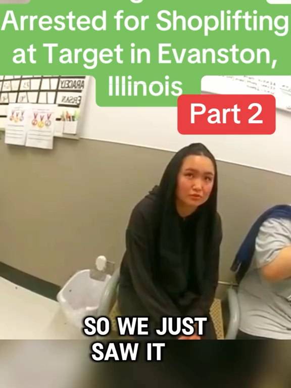 دو دختر هزاره که به جرم دزدی از مغازه در تارگت، اوانستون، ایلینوی دستگیر شده بودند، گفتند که افغان هستند