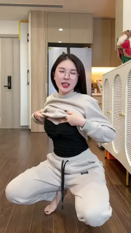 mặc nỉ xịn nó sương a ạ