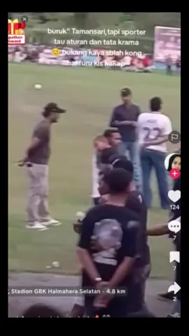 Ini bentuk pembelaan kami, sudah cukup kami diam🙏🏻 Dapa fitnah TIDAK TAU ATURAN dg dapa bilang HALIFURU KELAS KAKAP tpi nyatanya ngoni sampe mo kase rusak properti daerah, ini cuma pertandingan jadi mohon sportif‼️ SALAM DAMAI🫸🏻🫷🏻🫸🏻🫷🏻🫸🏻🫷🏻 #bupaticup #malukuutara 