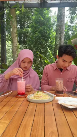 Awalnya kesel eh endingnya makin kesel 😂😍💗 #fyp #pasanganromantis #pasanganhalal