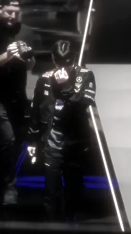 一点阳光怎能盛夏,一点奇爱怎能留住一个人! 