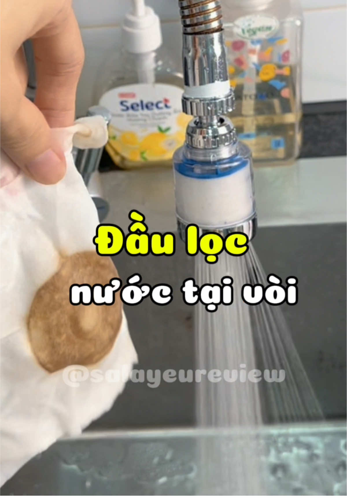Dùng em này để hạn chế đi phần nào chất bẩn trong nước nha mn ơi 👍 #salayeureview #voilocnuoc #daulocnuoctaivoi #daulocnuoctangapxoay360 #ezyhome 