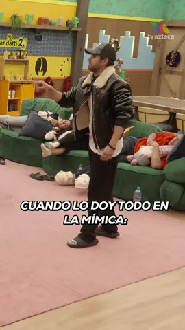 Yo y mis mil intentos para que mis amix entiendan la peli que me tocó. 😱👀🤣 Lunes a viernes 9:00 p.m. por #AztecaUNO Domingo La Gala 8:00 p.m. por Azteca UNO. #LaGranjaVIP transmisión 24/7 en #DisneyPlus, experiencia completa.