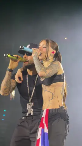 ¡Llegó El Ferxxo! 💚🔥 Llega Feid como invitado a la segunda noche de Young Miko en el Choli. 🤍🦂🇵🇷 #youngmiko #feid #concert #puertorico #ilpromotionspr 