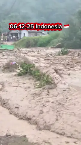 Indonesia 🇮🇩 banjir hari ni #banjir #banjir2025 #heavyrain #indonesia #disasters 