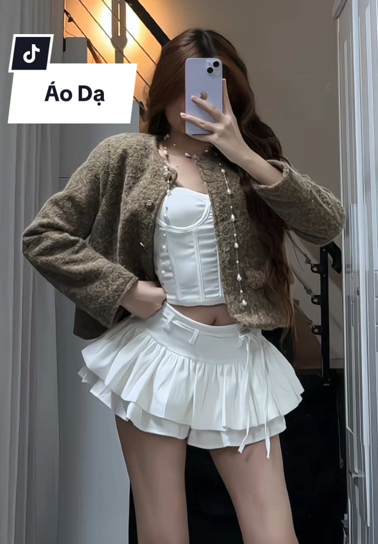 Áo khoác dạ nữ hot trend #aokhoacdanu #aokhacda #aokhoacnu #aokhoacnuxinh #thaosuneo 