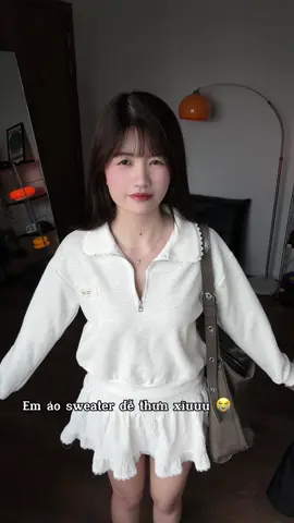 Kiếm được em áo swt kute xĩuu 😭#ngoc2kaa #phoidonu #sweater #outfit 
