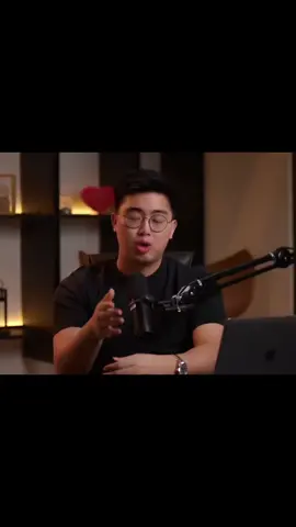 Pilar Strategi Keluar dari Kemiskinan.  langkah/prinsip yang sangat spesifik dan actionable (misalnya: savings rate, alokasi aset, investasi leher ke atas) sebagai kunci utama untuk transisi dari miskin ke stabil. #timothyronald #kalimasada #akademicrypto #bitcoin #crypto #cryptocurrency 