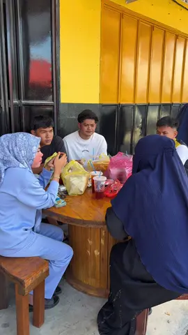 tahu doh ko semua tu qs barber bui putih dngan emas lambat g sajo la kito😱😱😱😱#berkongsirezeki #QSBARBER 