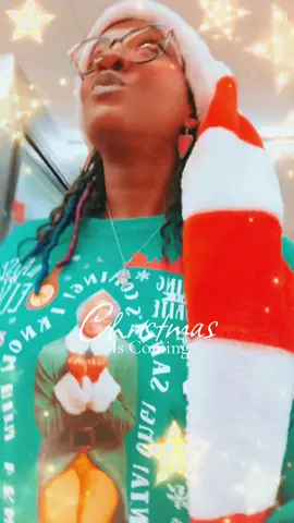 Christmas is Coming #christmasiscoming#holidayspirit#dressingfestive#santahat#creatorsearchinsights 