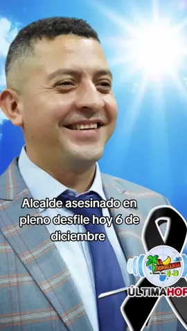 🔴#Ultima_hora ALCALDE DE MASAGUA ES ASESINADO EN PLENO DESFILE NAVIDEÑO El alcalde de Masagua, Escuintla, Nelson Marroquín, se encontraba en pleno desfile navideño cuando fue atacado a balazos, desatando caos y pánico entre los asistentes que disfrutaban de la actividad. Tras el ataque, los Bomberos Municipales de Masagua lo trasladaron en la unidad RD-128 a la  emergencia del Hospital Nacional de Escuintla, debido a la gravedad de las heridas. A su ingreso al hospital, lamentablemente se confirmó su fallecimiento, generando consternación y profundo pesar en la comunidad. Vecinos y autoridades locales se mostraron impactados por el violento hecho que enluta al municipio. Las investigaciones correspondientes continúan para esclarecer lo ocurrido y dar con los responsables.