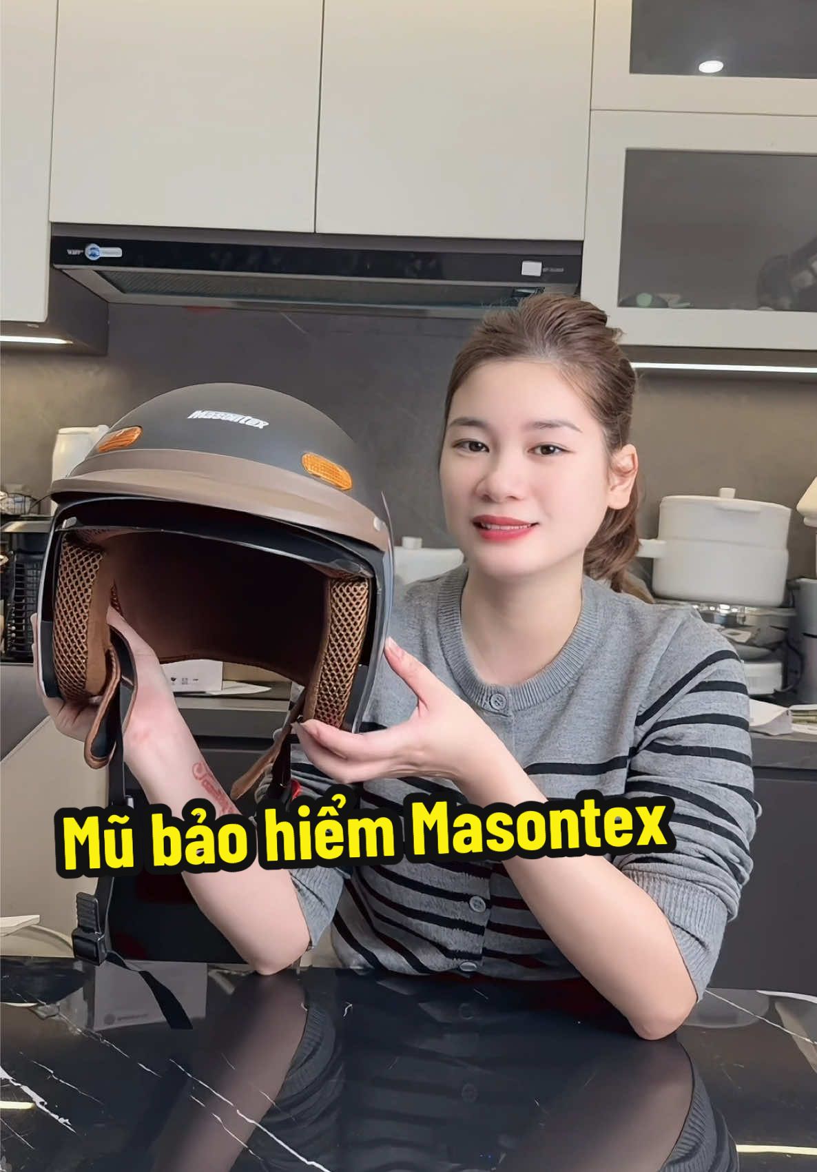 Mũ bảo hiểm Masontex đội khi đi xe máy #mubaohiem #masontex #viral 