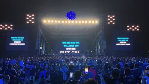 Karaoke Helloween - Forever and One di Jogjarockarta edisi terakhir #jogjarockarta #helloween 