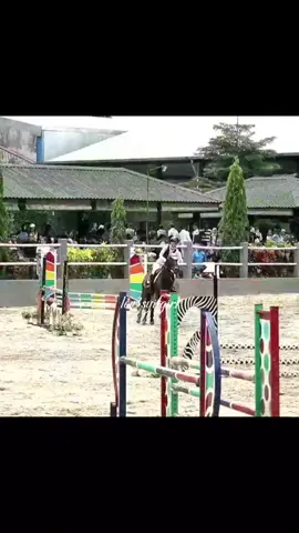 day 2 syifa jatuh🥺🥺 it's okay syiff tetap semangat 💕✨️🔥🔥🔥 #fyp #cutsyifa #bismillahfypシ 